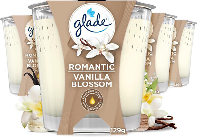 Glade Candle Vanilla Blossom Romantic 129 G